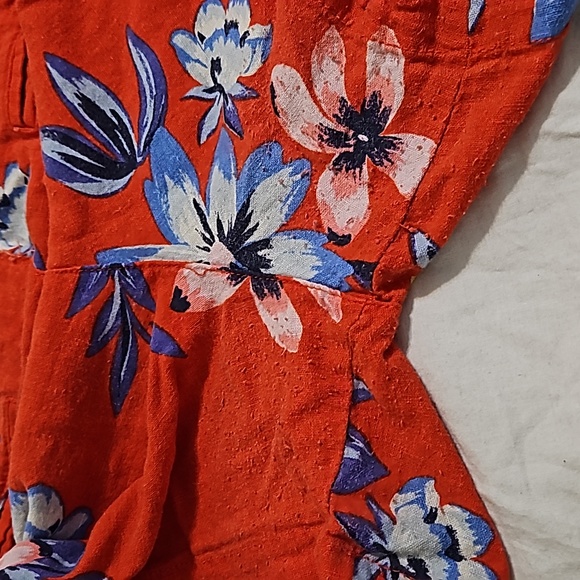 Old Navy Everyday Short - Picture 4 of 4